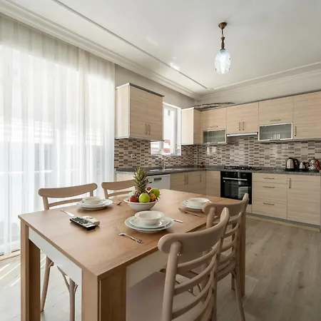 Apartament 2 Bedroom Close To Center