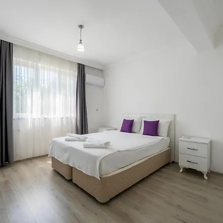 2 Bedroom Close To Center Fethiye